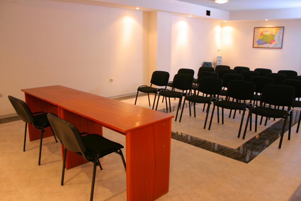 Motel Monza Yukarı Cuma Dış mekan fotoğraf