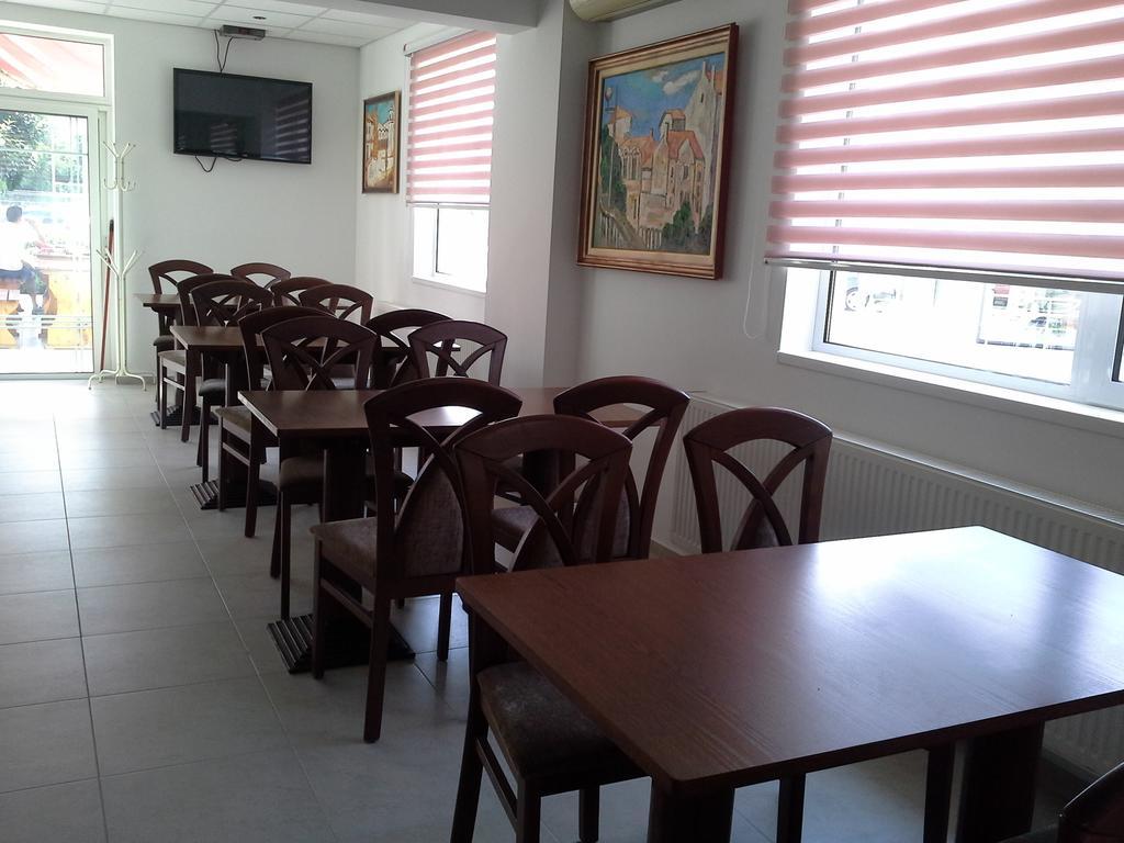 Motel Monza Yukarı Cuma Dış mekan fotoğraf